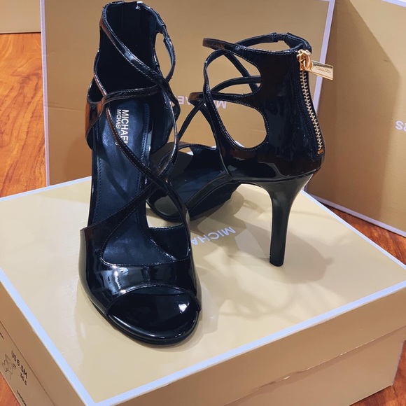 SOLD - Michael Kors Chantelle Sandals - Picture 2 of 7